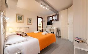 Macci-Sant' Ambrogio One Bedroom Flat